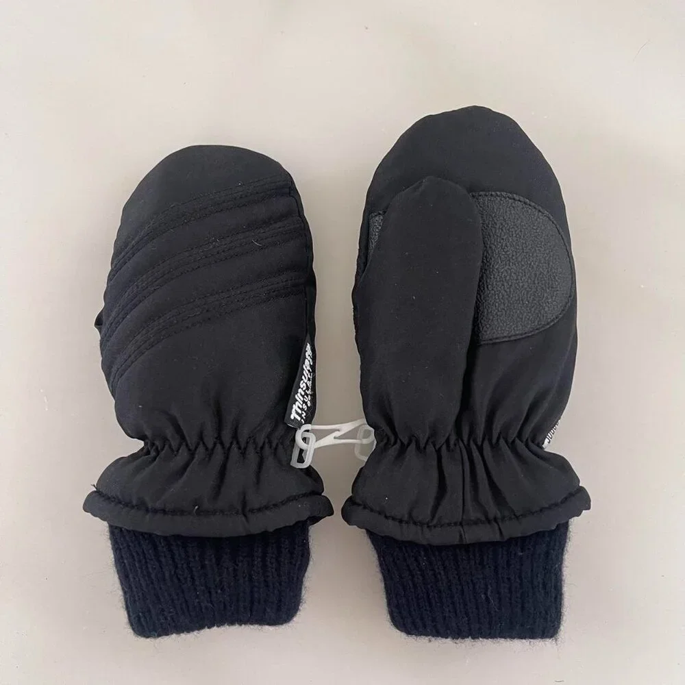 Kids black ski gloves Size large #ski #winter #snow #snowboard #cold Black Str